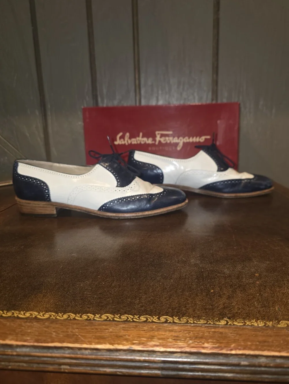 Ferragamo Oxfords - Picture 5 of 7